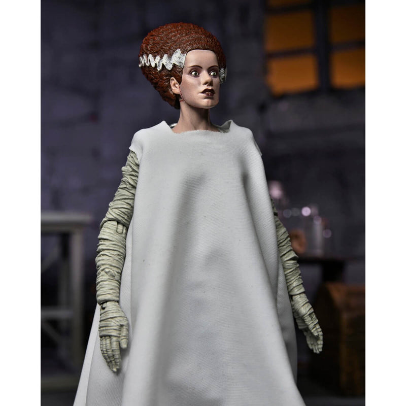 Universal Monsters Ultimate Bride of Frankenstein (Color) 7-Inch Scale Action Figure, unpackaged front bust