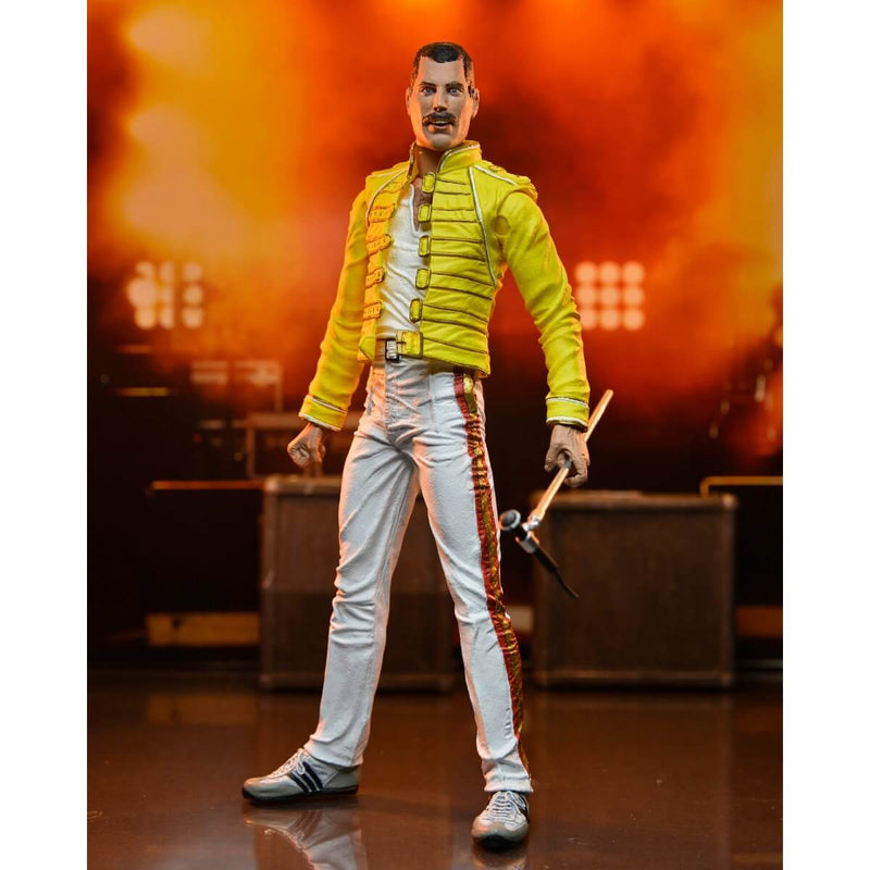 NECA Freddie Mercury (Magic Tour Yellow Jacket) 7-Inch Scale Action Figure, in stage diorama