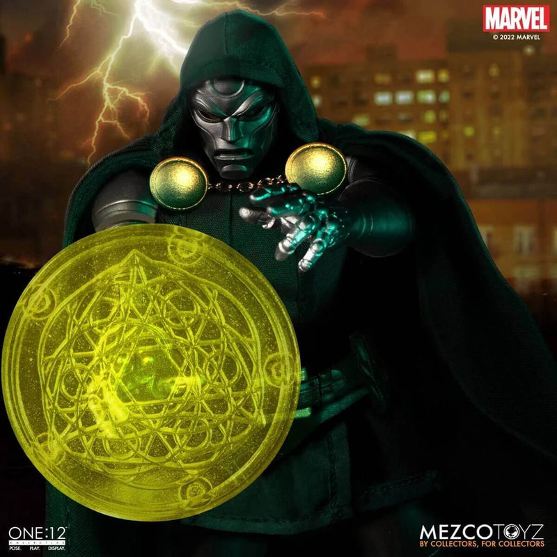 Doctor Doom, Fantastic 4 Mezco Toyz One:12 Collective Action Figure, figure with spell FX