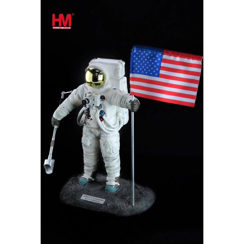 Neil Armstrong 1/8 Scale Polyresin Statue - Hobby Master, Front