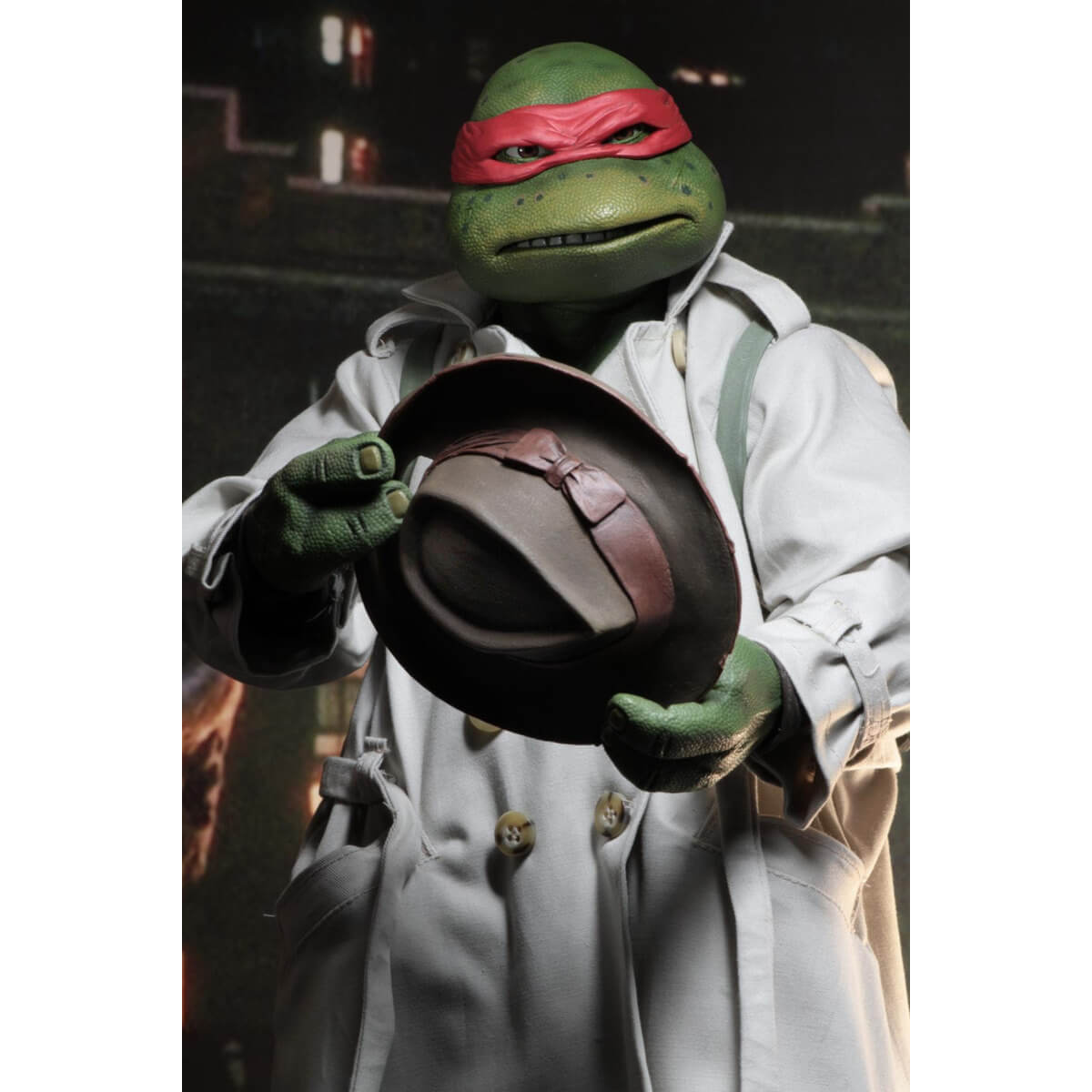 TMNT Raphael in Disguise (1990 Movie) 1/4 Scale NECA Action Figure