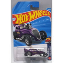 Hot Wheels Fiat 500C die-cast toy car in its original blister card packaging.