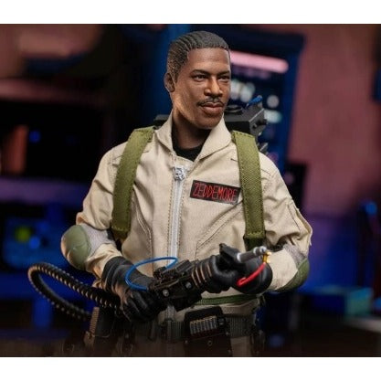 Winston Zeddemore Ghostbusters (1984) 1/6 Scale Action Figure - Star Ace, closeup of figure unpackaged