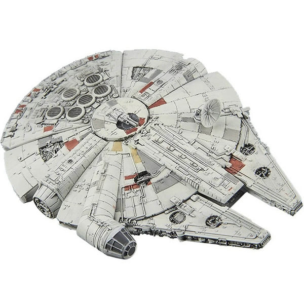 Millennium Falcon Star Wars: A New Hope 1/72, 18
