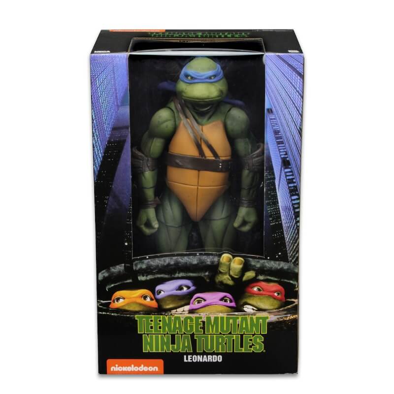 NECA Teenage Mutant Ninja Turtles (1990 Movie) Leonardo 1/4 Scale Action Figure