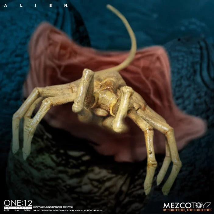 Mezco Toyz Alien Xenomorph One:12 Collective 7 Inch Action Figure facehugger