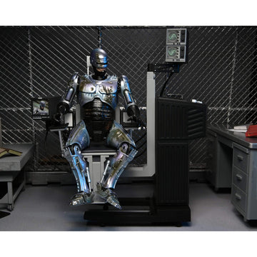 Neca - RoboCop - Ultimate Battle Damaged RoboCop with Chair Figurine Neca - RoboCop - Ultimate Battle Damaged RoboCop with Chair Figurine