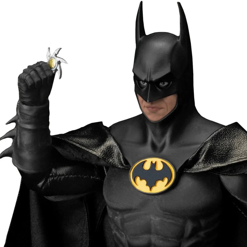 Batman 1989 Batman (Michael Keaton) DAH-056 Dynamic 8-Ction 8" Action Figure, closeup bust holding throwing star