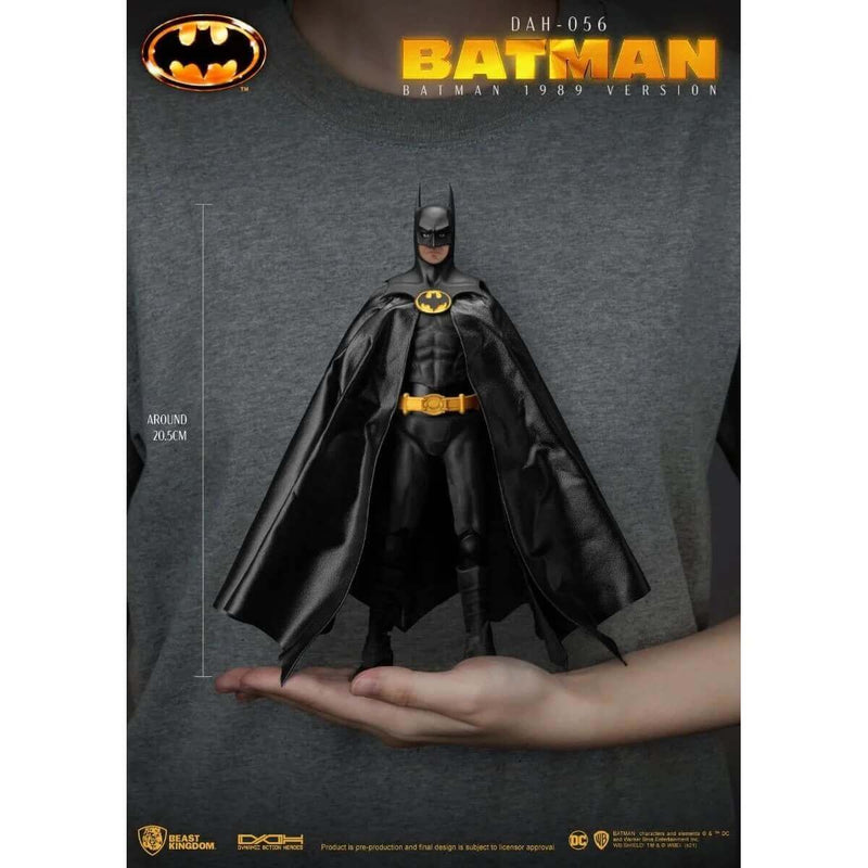 Batman 1989 Batman (Michael Keaton) DAH-056 Dynamic 8-Ction 8" Action Figure, in hand showing figure size