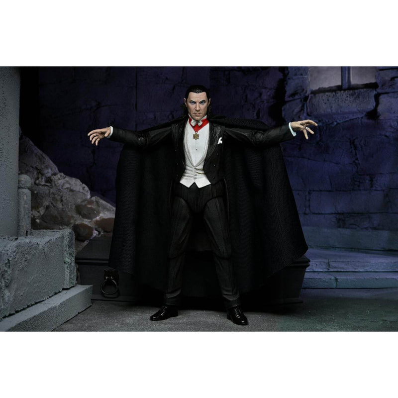 NECA Universal Monsters Ultimate Dracula (Transylvania) 7" Scale Action Figure