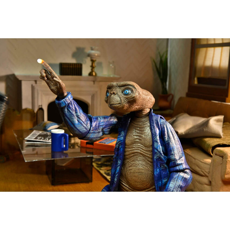 NECA Ultimate "Telepathic" E.T. The Extra-Terrestrial 40th Anniversary Action Figure, pointing up