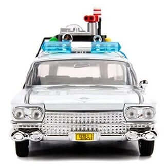 Jada Toys Ghostbusters Hollywood Rides ECTO-1 1:24 9 Inch Scale Die-Cast Metal Vehicle front view