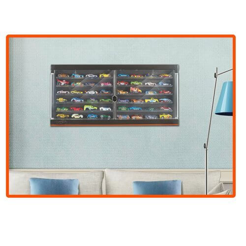 Hot Wheels 2021 Display Case with Exclusive Mercedes-Benz 190E 1:64 Scale Vehicle