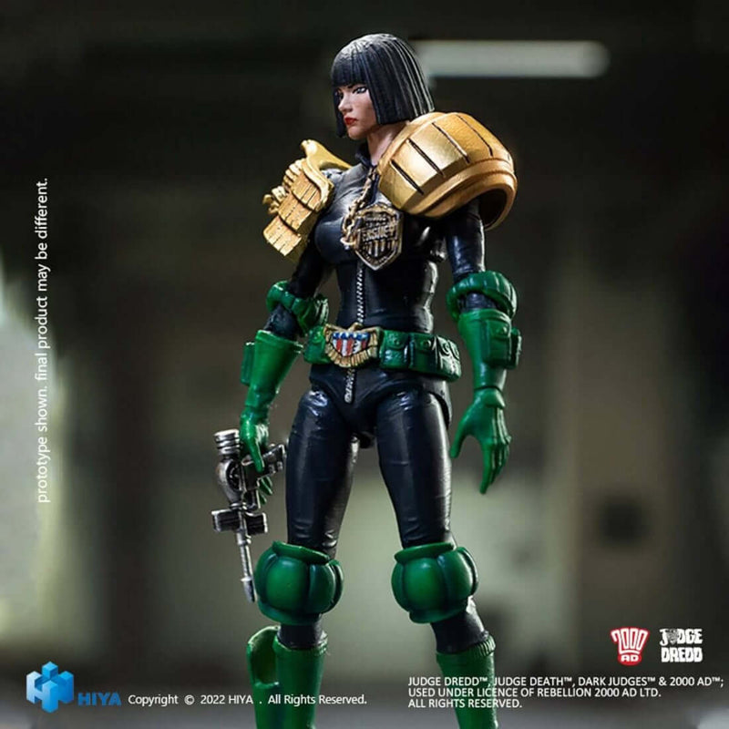 Hiya Toys Judge Dredd Judge Barbara Hershey 1:18 Scale Exquisite Mini Action Figure - Previews Exclusive, profile holding pistol