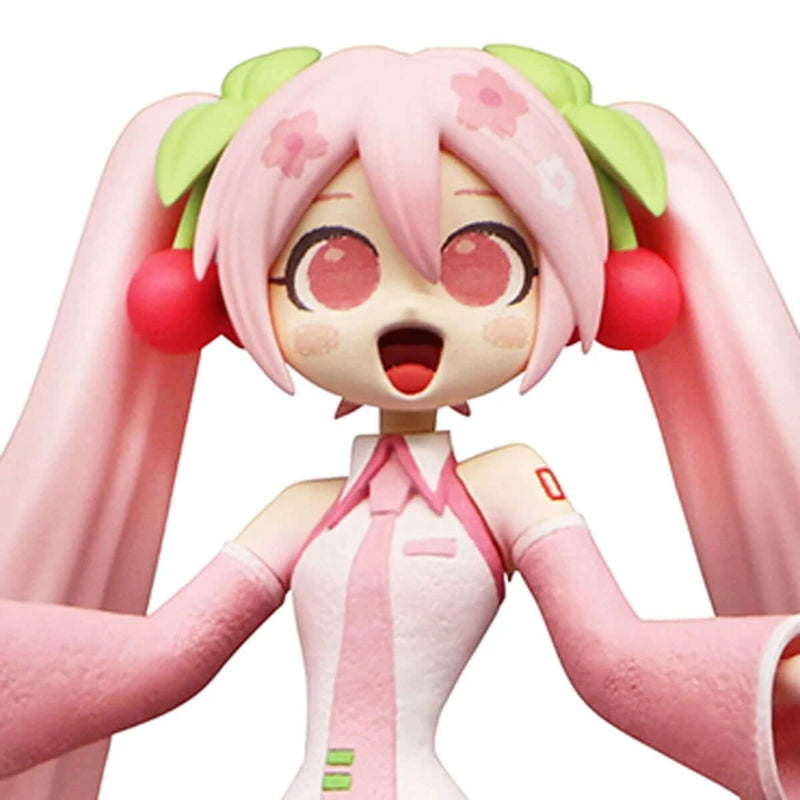 FuRyu Vocaloid Hatsune Miku Sakura Miku Version Pink 6 1/2" Cartoon Figure, face closeup