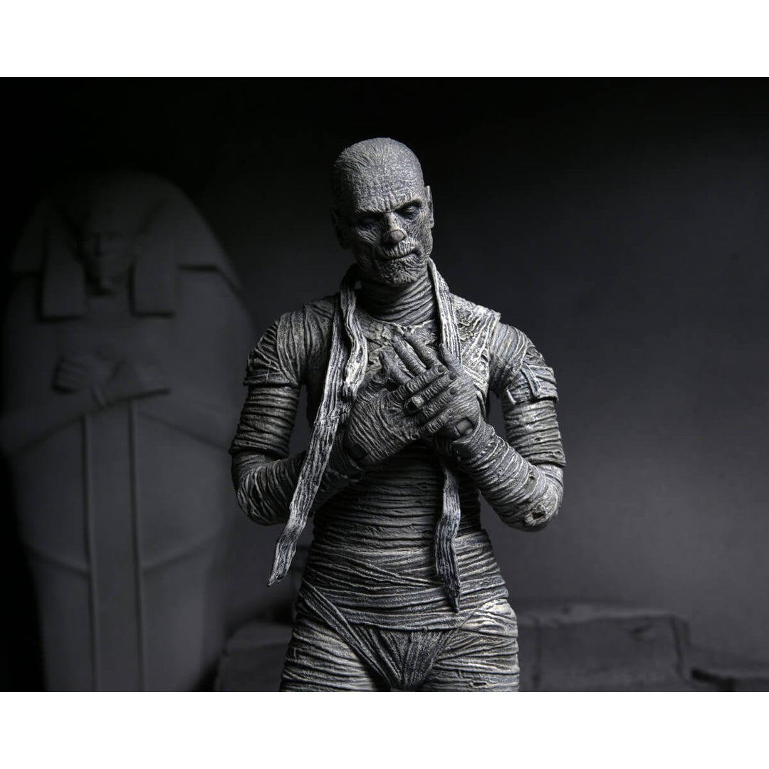 neca universal monsters black and white NECA Universal Monsters Ultimate Mummy (Black & White) 7-Inch Scale Ac