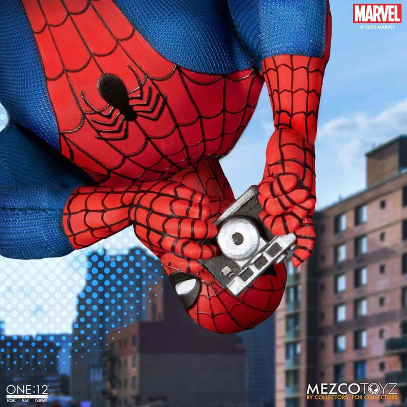 Mezco Toyz The Amazing Spider-Man One:12 Collective Deluxe Edition Action Figure with camera accessory