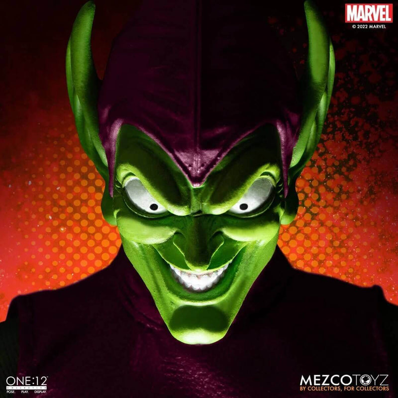 Mezco Toyz Green Goblin Deluxe Edition One:12 Collective Action Figure, closeup of face